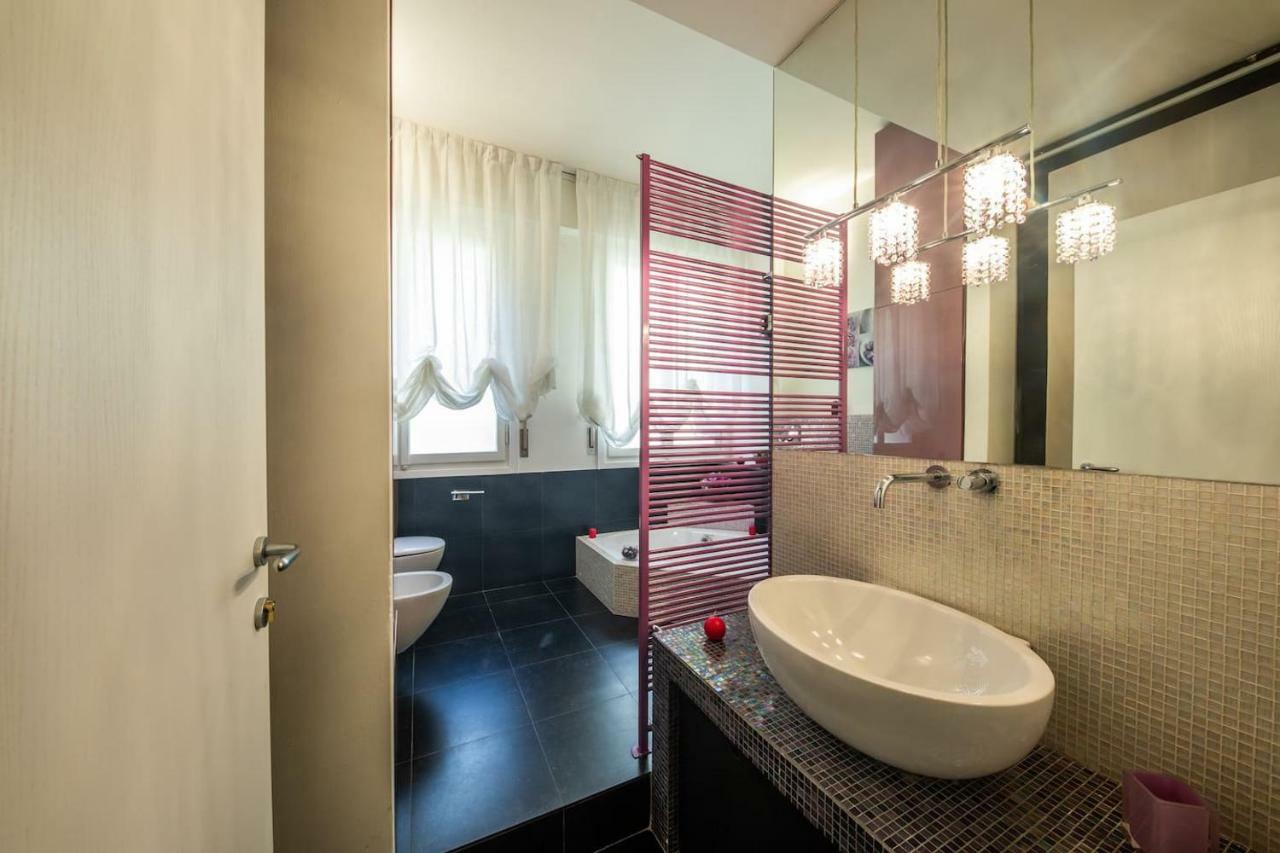 Downtown Bologna Apartment Eksteriør bilde